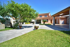 GALIHOST - Casa con precioso jardín en Vilanova de Arousa